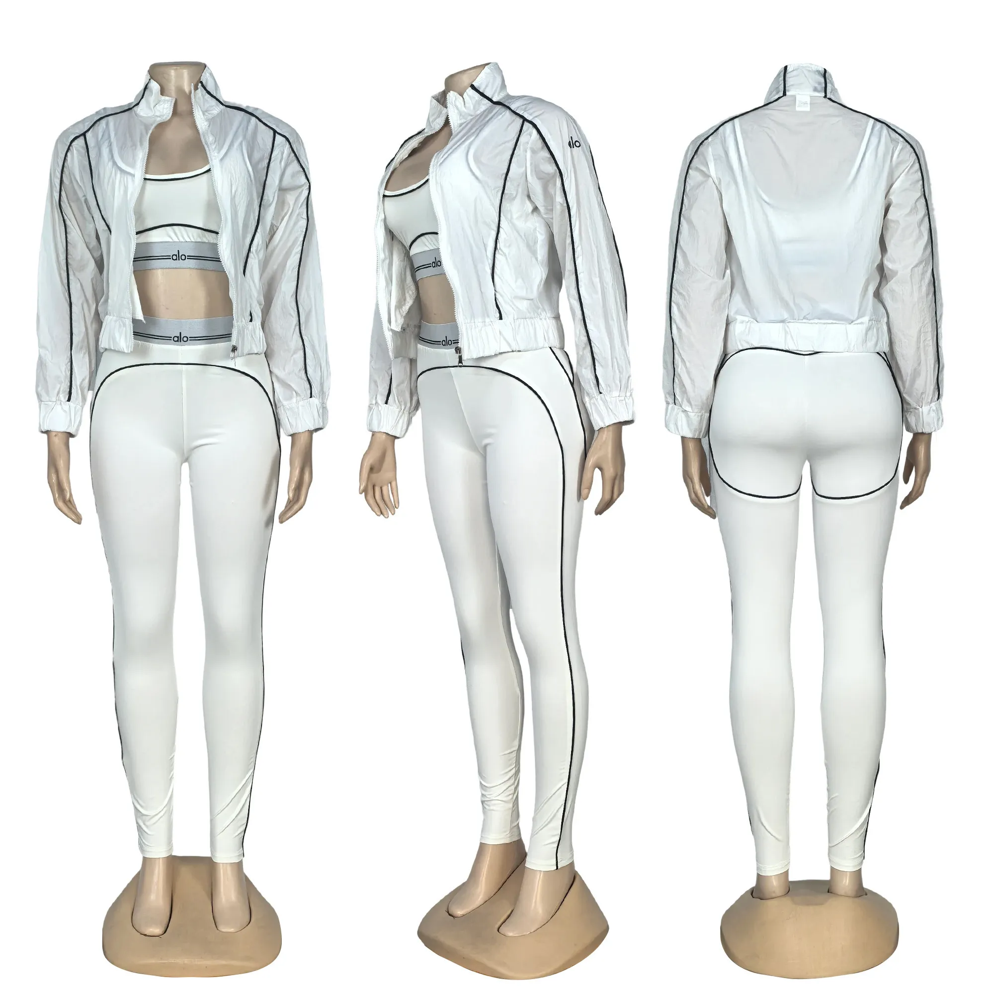 Three-piece trousers set